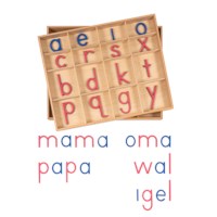 Large Movable Alphabet Box