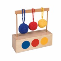 Imbucare Box With 3 Colored Knit Balls