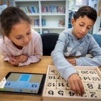 Magic Numbers l Interactive stamp set l Educo