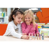 Story dominoes