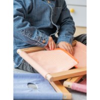 Practice dressing up | Educo | Play material | PIONIER.