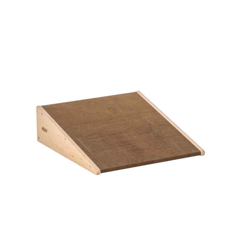 Inclined platform - brown crawler