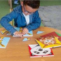Triangle game - animal art | Educo | game box | FIGUURLIJK.